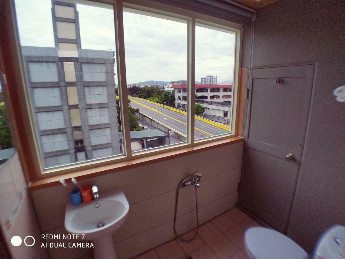 玖拾捌民宿-98Bnb Hualien Extérieur photo